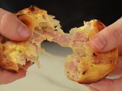 Te consagrás: prepará estos muffins de cebolla y jamón que son una bomba y que van a coronar tus picadas del finde