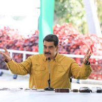Maduro afirma estar "listo" para negociar en México con la oposición de Venezuela