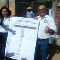 En medio de tensión en varios municipios, inicia en Chiapas la entrega de constancias de mayoría