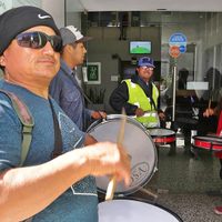 "Toma en Centenario": El sindicato no dejaba salir a los funcionarios del municipio. VIDEO