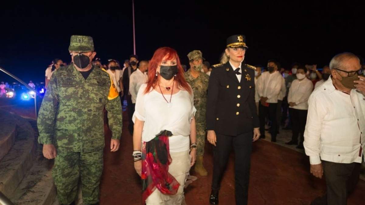 Layda Sansores con la nueva titular de la SSP, Marcela Muñoz