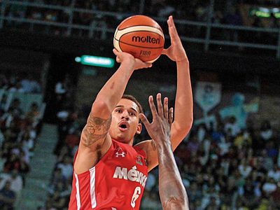 Mexicano y campeón de la NBA renuncia (otra vez) a la selección