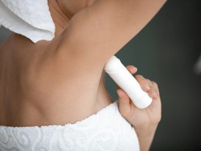 Sin químicos y súper efectivo: hacé tu propio desodorante casero que no mancha la ropa y que dura todo el día