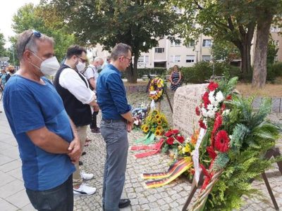 Berlín recuerda a las víctimas del Muro en una ceremonia deslucida por la pandemia