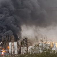 Un equipo interdisciplinario de peritos investiga lo sucedido en la refinería NAO