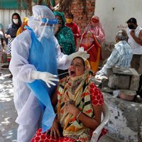 Alarmante: los contagios diarios en India superan los de cualquier país del mundo