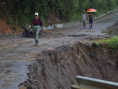 Alertan por impacto de tormenta 'Nate” al norte de Quintana Roo