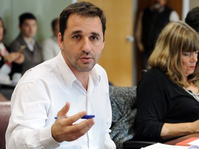 El MPN propone incluir la enseñanza del inglés, la tecnología y la informática en las escuelas