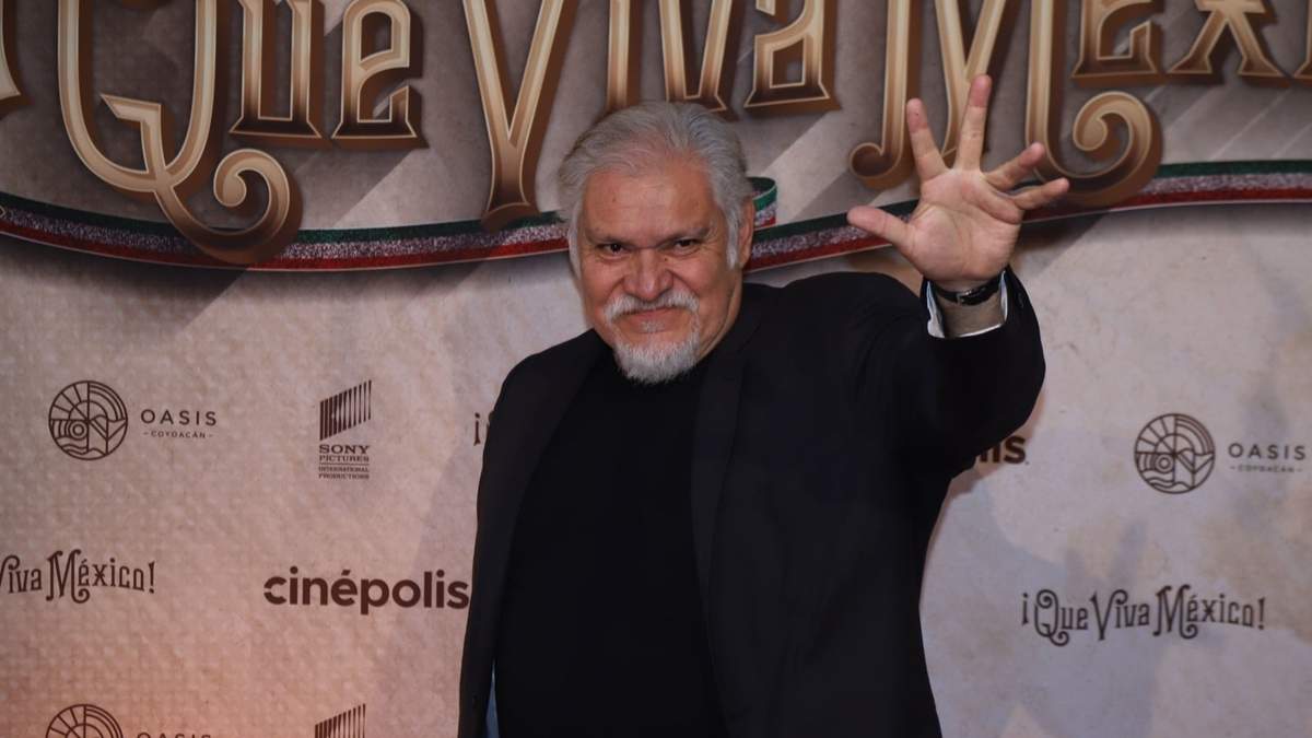 Joaquín Cosío en la alfombra roja de "Que viva México"