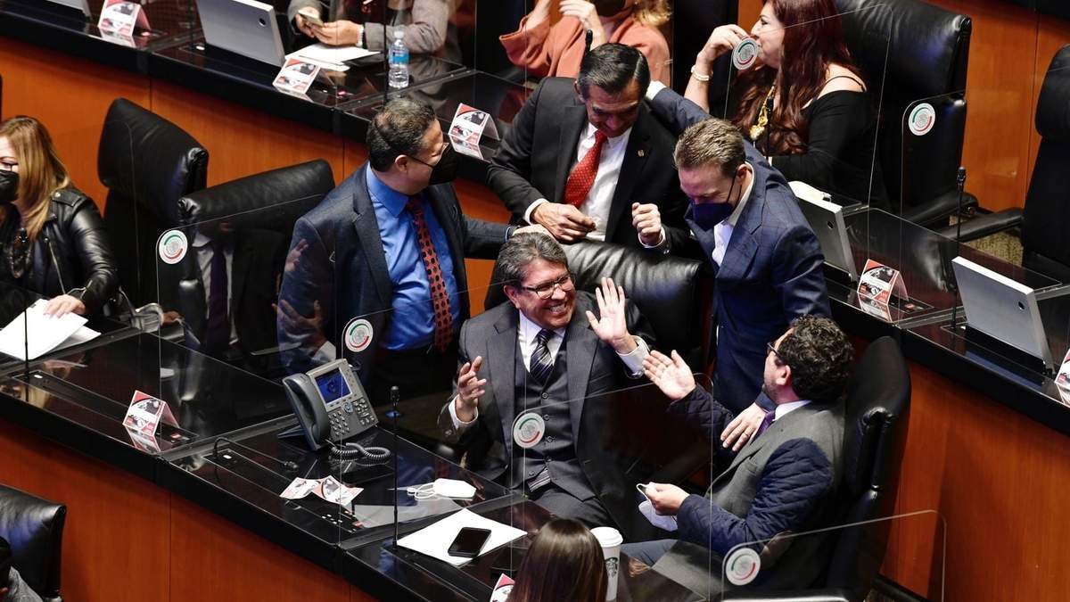 La sesión en el Senado para aprobar la Miscelánea Fiscal 2022