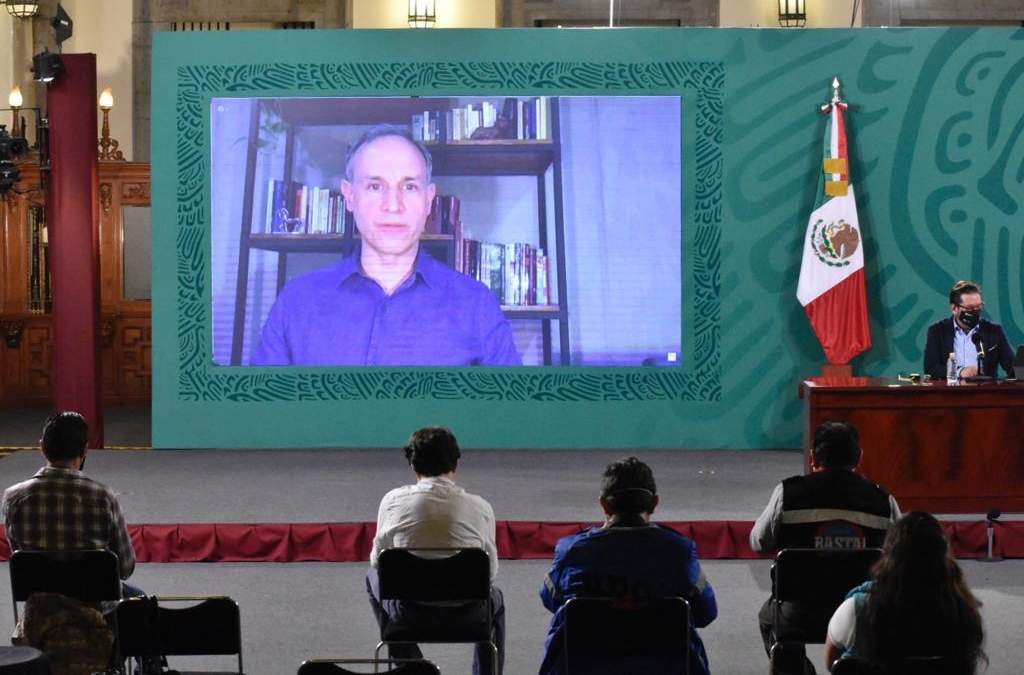 Ricardo Cortés y Hugo López-Gatell en conferencia