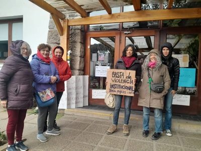 Un grupo de feministas de San Martín de los Andes exigieron una audiencia con el intendente