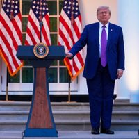 Trump asegura que Cuba "está pidiendo ayuda" a EU y adelanta que ambos países "van a hablar"