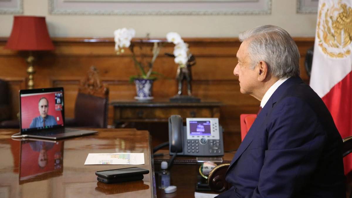 Hugo López-Gatell acompañó en videoconferencia al presidente López Obrador el lunes, en su llamada al presidente ruso Vladirmir Putin