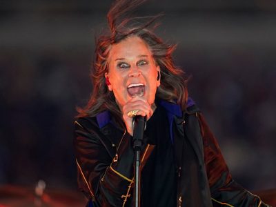 Ozzy Osbourne se reunirá con miembros originales de Black Sabbath para último concierto