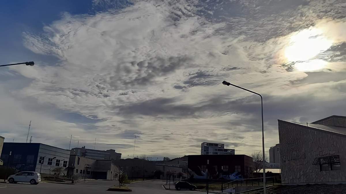 Cielo nublado en Neuquén. Fuente: (Twitter)