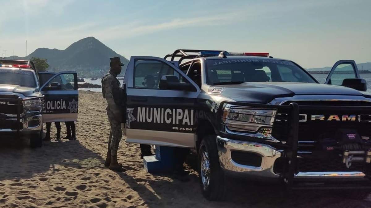 Policías municipales de Manzanillo
