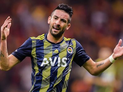 La respuesta de Mauricio Isla al ofrecimiento de Boca Juniors