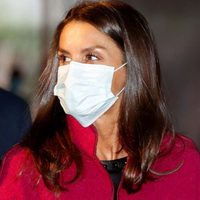 Hunde a Letizia y sonríe la reina Sofía: quedamos sin palabras