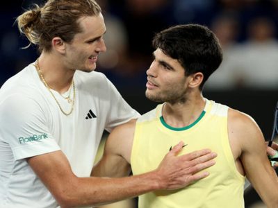 Alcaraz eliminado, Zverev y Medvedev jugarán plaza en la final del Abierto de Australia