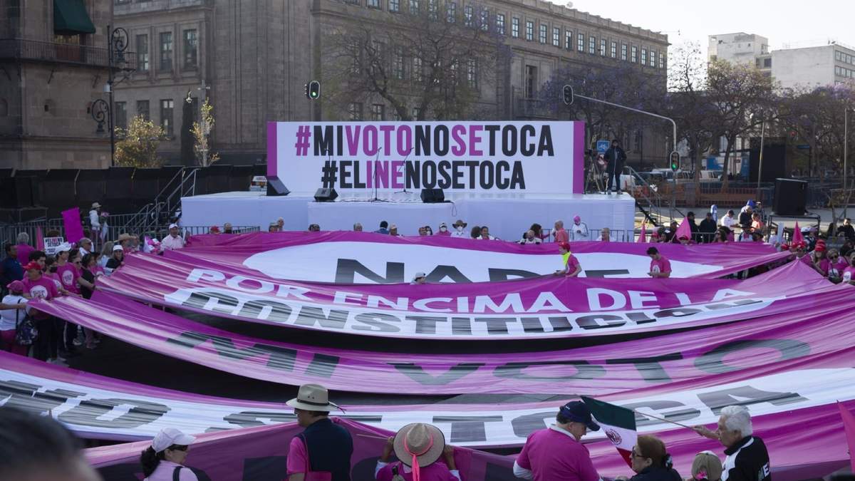 La marcha en favor del INE