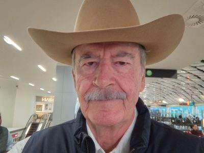 "Pon tus barbas a remojar": el mensaje de Fox a AMLO tras la destitución de Pedro Castillo en Perú