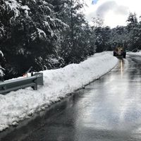 Se recomienda transitar con extrema precaución ante la ola polar en la región