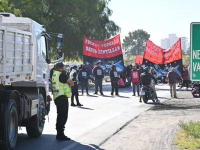 Levantaron el corte en el puente Cipolletti y Neuquén