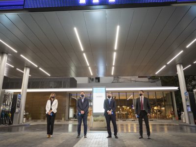 Las autoridades de YPF presentaron la nueva imagen de las estaciones de servicio de la empresa