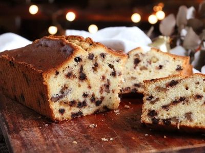 Budín con dulce de leche y chips de chocolate: anotá esta receta fácil de hacer para una merienda llena de sabor
