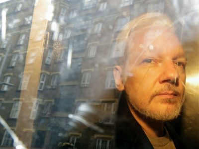 El Gobierno del Reino Unido firmó la extradición de Julian Assange a Estados Unidos