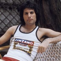 ¡Ultra vintage! Freddie Mercury se transforma en tendencia por esto