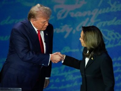 Harris y Trump se enfrentan en debate por economía, aranceles, migración y aborto