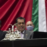En medio de las negociaciones por la reforma eléctrica, Gutiérrez Luna sigue promoviendo Veracruz