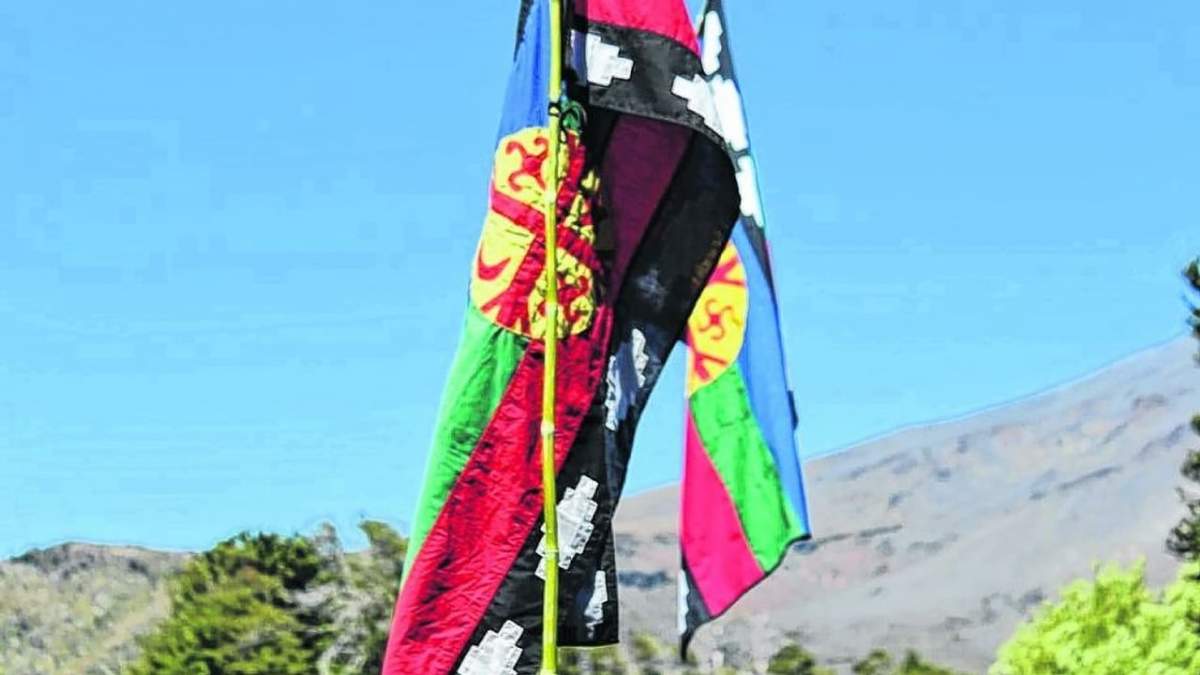 Neuquén y el INAI firmaron por el relevamiento de tierras en la provincia. Fuente: (Twitter)