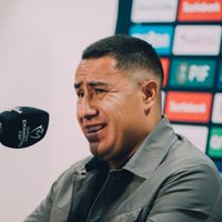 Efraín Juárez debe pagar casi 352 mil pesos de multa por hacer señas obscenas