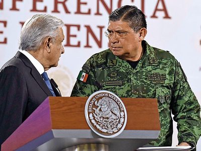 O López Obrador mintió sobre el espionaje con Pegasus, o el Ejército lo desobedece: R3D