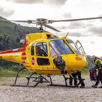 Los servicios de búsqueda localizan restos humanos en el glaciar de los Alpes