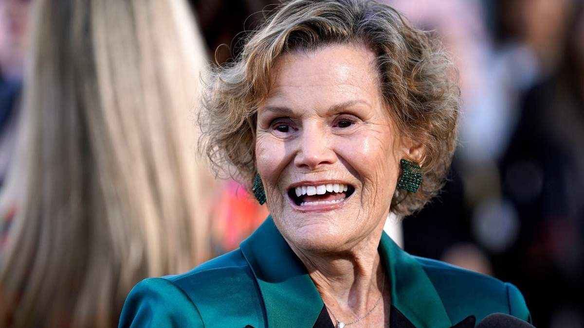 Judy Blume, autora de la novela de 1970 "¿Estás ahí, Dios? Soy yo, Margaret", recibió premio honorífico del Círculo Nacional de Críticos de Libros