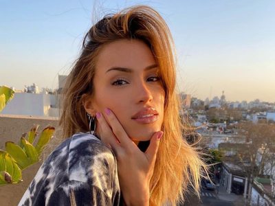 Contundente: las reacciones de Agustina Agazzani ante los posteos de su novio en las redes