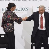 AMLO anuncia premios para la delegación olímpica y Ana Guevara  promete: "nos va a ir muy bien"