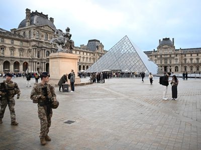 Hace cinco años un antiguo ladrón alertó sobre fallas de seguridad en el Louvre: "son pan comido"