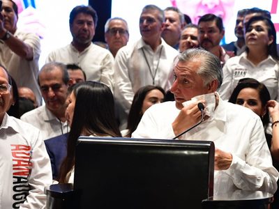 Adán Augusto rechaza financiamiento de Morena para su campaña; pide destinarlo a dos comunidades