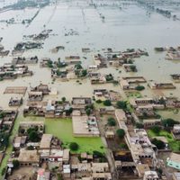 Pakistán consiguió 10 mil millones de dólares como ayuda tras unas catastróficas inundaciones