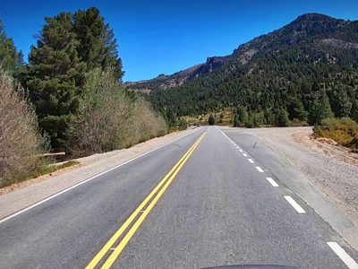 Impactante accidente en Villa La Angostura entre un auto y una lancha