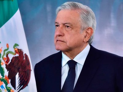 López Obrador acusó que lo quieren “sacar de la presidencia”