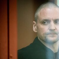 Activista a favor de la guerra y crítico de Putin es sentenciado a seis años de prisión