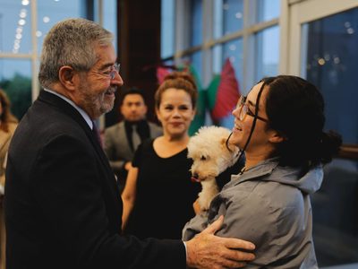 Llegan a CDMX los seis mexicanos de la Flotilla Global Sumud liberados por Israel