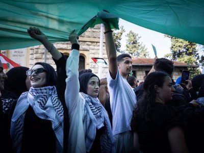 Miles de personas se manifiestan en Irak en apoyo a los palestinos