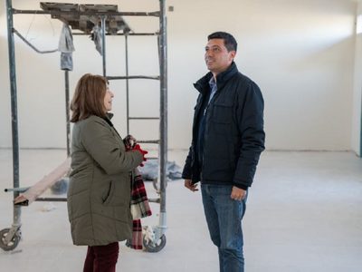 Koopmann recorrió las obras en la sede de la Asociación Civil Pensar
